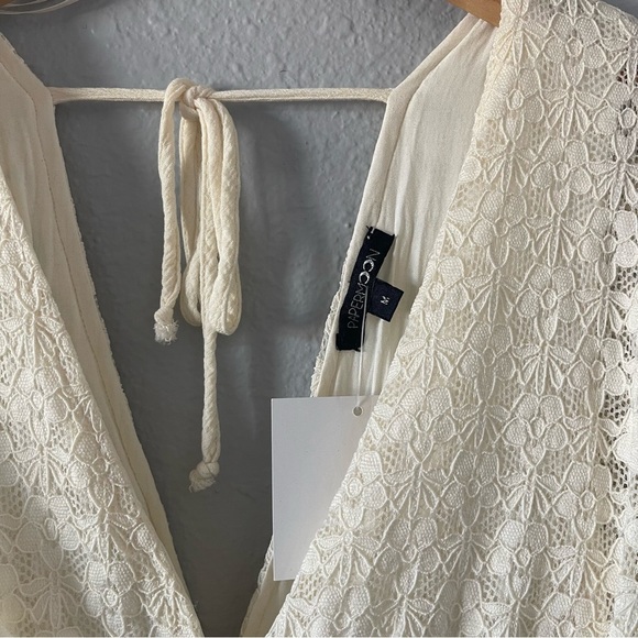 NWT PaperMoon Ivory Lace Smocked Waist Boho Flowy Mini Dress Women's Size Medium - Picture 10 of 12